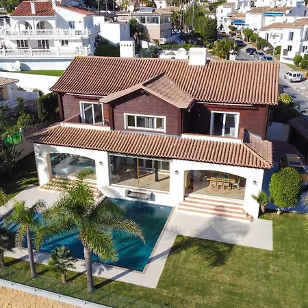 Villa Lets In The Sun Crystal La Cala De Mijas